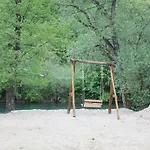 Dom wakacyjny Vikendica Na Janju