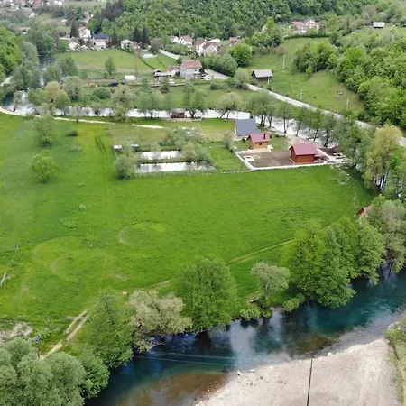 Vikendica Na Janju Σπίτι διακοπών Sipovo